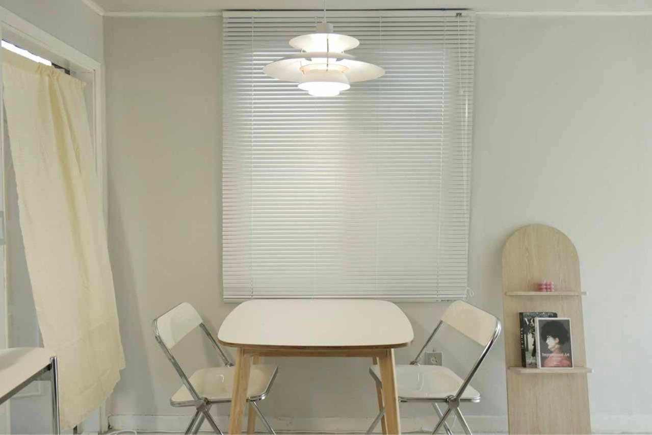 K-9 Hongdae Yeontral Park Apartment *